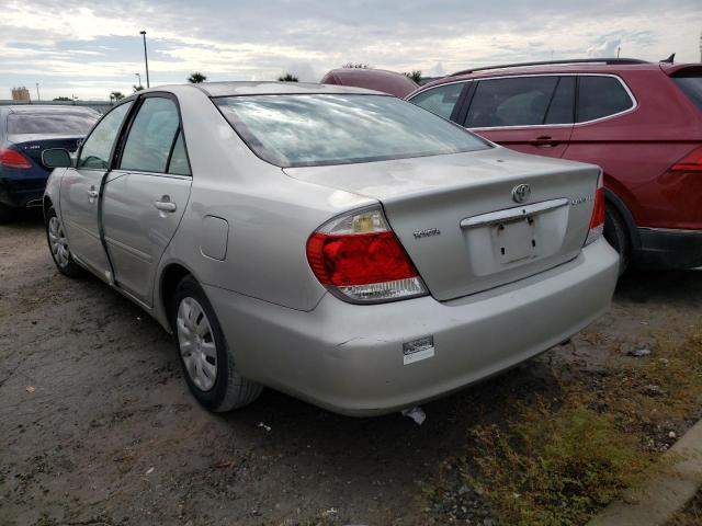 Photo 3 from auction – 2005 TOYOTA CAMRY LE with VIN 4T1BE32K65U551863