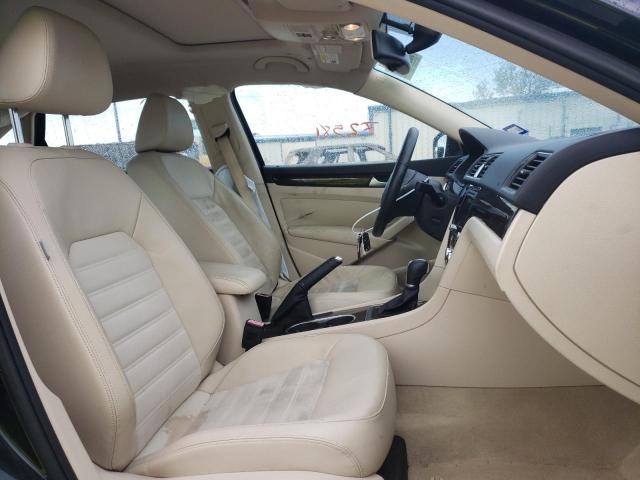 Photo 5 from auction – 2014 VOLKSWAGEN PASSAT SEL with VIN 1VWCN7A38EC076018