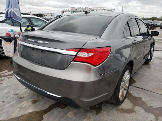 Photo 4 from auction – 2013 CHRYSLER 200 TOURIN with VIN 1C3CCBBB2DN714952