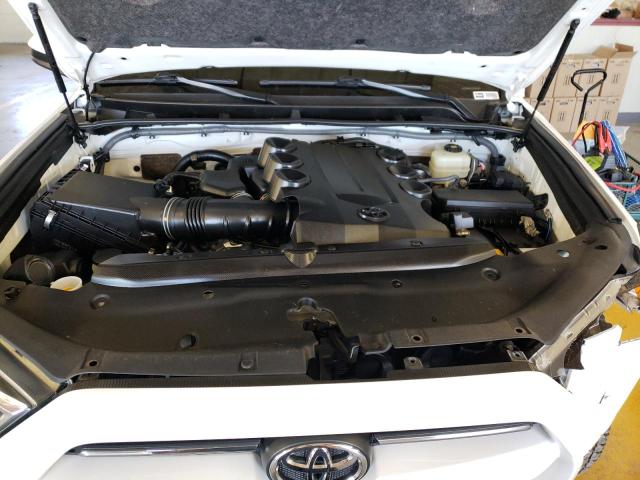 Photo 7 from auction – 2020 TOYOTA 4RUNNER SR with VIN JTEBU5JR3L5797130