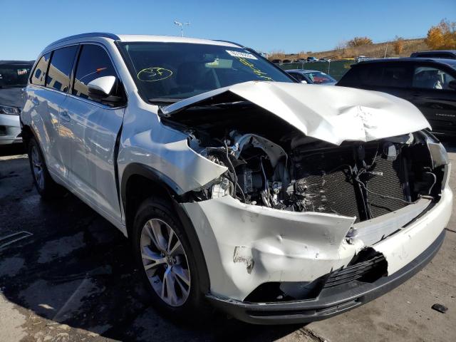TOYOTA HIGHLANDER 2015 مع رقم تعريف المركبة 5TDJKRFH9FS098371 - صورة من المزاد