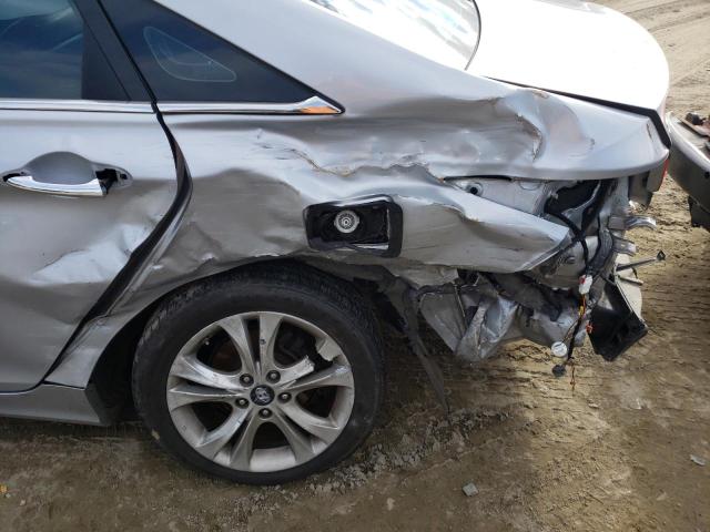 Photo 9 from auction – 2011 HYUNDAI SONATA SE with VIN 5NPEC4AC2BH070666
