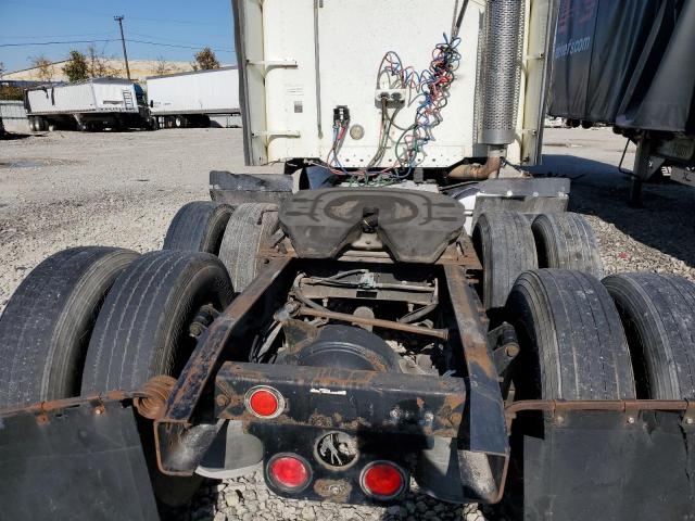 Photo 6 from auction – 2003 FREIGHTLINER CONVENTION with VIN 1FUJBBCG53LL76210