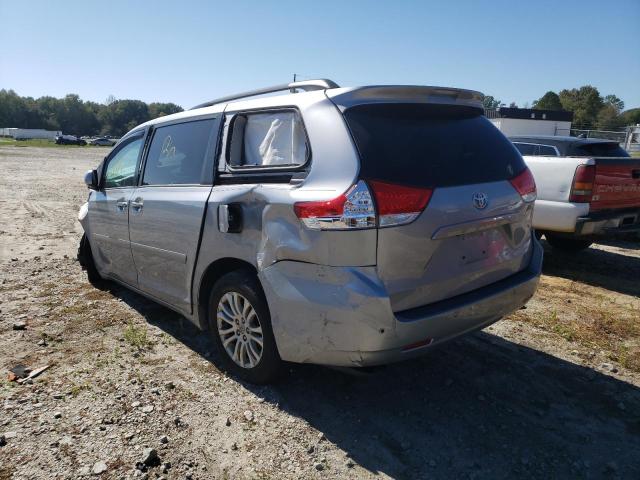 Photo 3 from auction – 2013 TOYOTA SIENNA XLE with VIN 5TDYK3DC1DS298886
