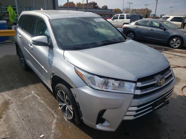 TOYOTA HIGHLANDER 2018 with VIN 5TDBZRFH0JS497422 - Photo from auction