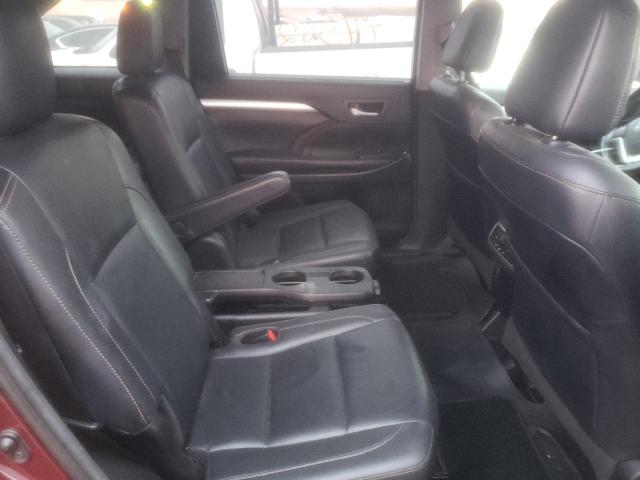 Zdjęcie 6 z aukcji – 2018 TOYOTA HIGHLANDER z VIN 5TDJZRFH8JS833104
