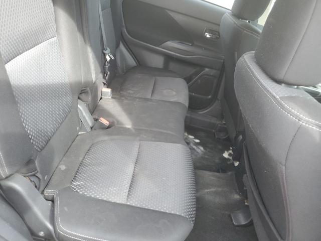 Photo 6 from auction – 2016 MITSUBISHI OUTLANDER with VIN JA4AD2A37GZ032893