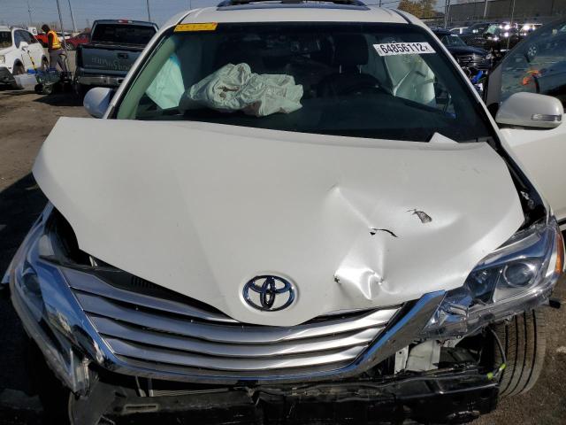 Photo 7 from auction – 2017 TOYOTA SIENNA XLE with VIN 5TDYZ3DC7HS893761