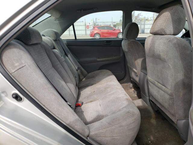 Photo 6 from auction – 2002 TOYOTA CAMRY with VIN 4T1BE32K42U048487