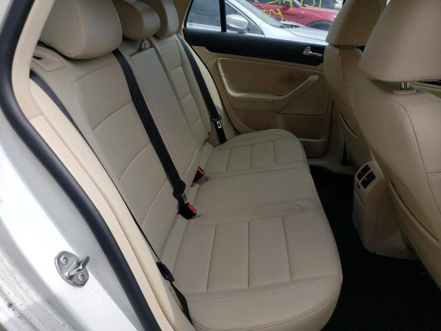 Photo 6 from auction – 2011 VOLKSWAGEN JETTA TDI with VIN 3VWML7AJ0BM637296
