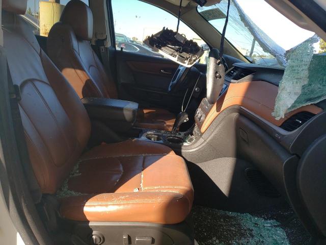 Photo 5 from auction – 2015 CHEVROLET TRAVERSE L with VIN 1GNKRHKD1FJ116430