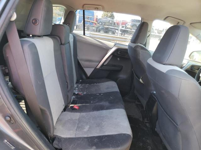 Photo 6 from auction – 2013 TOYOTA RAV4 LE with VIN JTMBFREVXD5007398