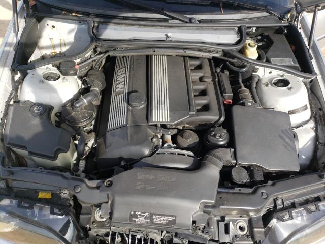 Photo 7 from auction – 2004 BMW 325 I with VIN WBAEV33494KR32146