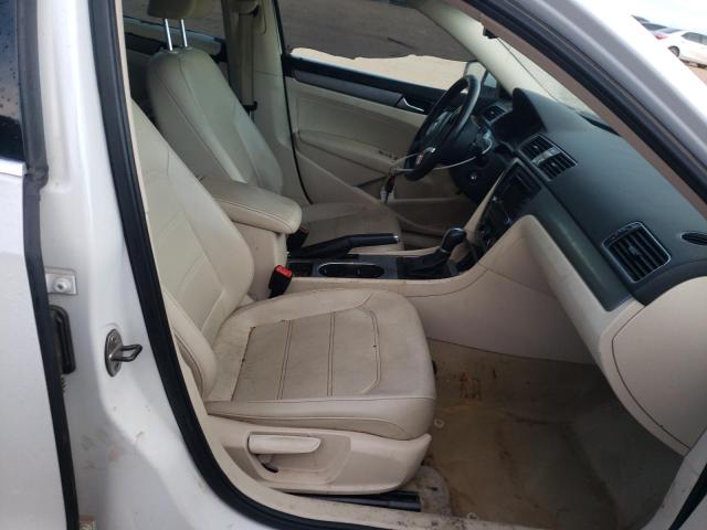 Photo 5 from auction – 2014 VOLKSWAGEN PASSAT SE with VIN 1VWBN7A39EC068926