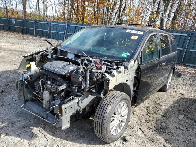 Photo 2 from auction – 2015 CHRYSLER TOWN & COU with VIN 2C4RC1CG4FR662434
