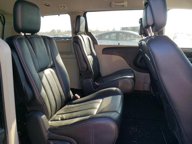 Photo 6 from auction – 2011 CHRYSLER TOWN & COU with VIN 2A4RR8DG4BR746358