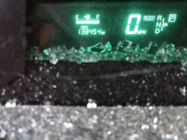 Photo 8 from auction – 2004 TOYOTA PRIUS with VIN JTDKB20U140070128