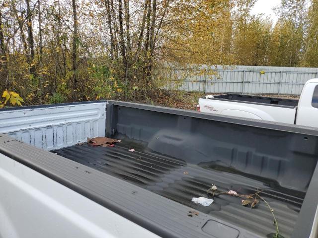 Photo 6 from auction – 2001 FORD F250 SUPER with VIN 3FTNF21L71MA70456