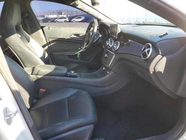 Photo 5 from auction – 2014 MERCEDES-BENZ CLA 250 with VIN WDDSJ4EB9EN127451