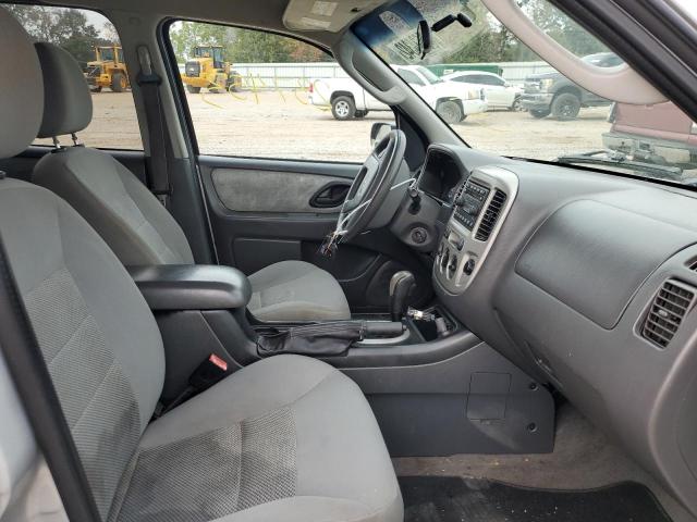 Photo 5 from auction – 2005 FORD ESCAPE XLT with VIN 1FMYU93135KC80651
