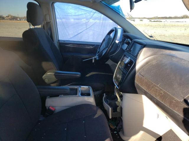 Photo 5 from auction – 2011 CHRYSLER TOWN & COU with VIN 2A4RR5DG5BR681826