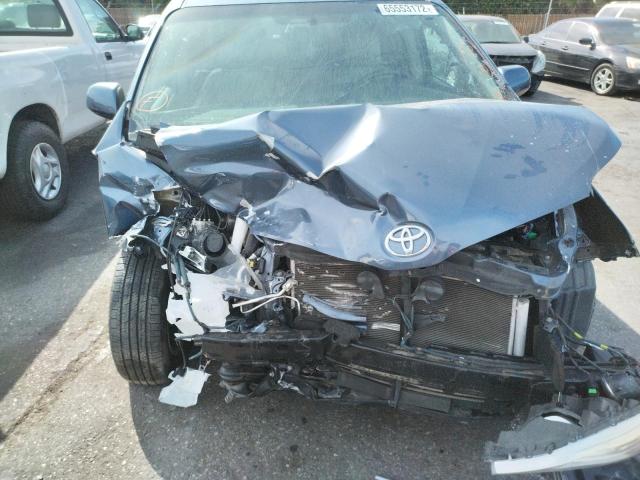 Photo 9 from auction – 2017 TOYOTA SIENNA XLE with VIN 5TDYZ3DC3HS826672
