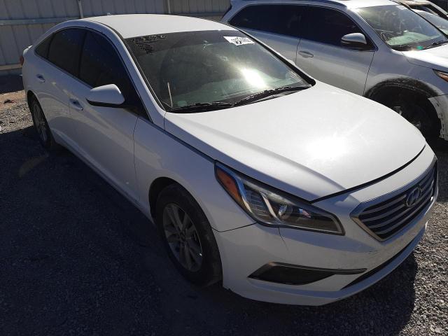 HYUNDAI SONATA SE 2016 with VIN 5NPE24AF3GH281556 - Photo from auction