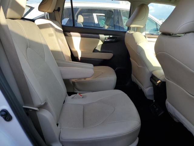 Photo 6 from auction – 2021 TOYOTA HIGHLANDER with VIN 5TDYZRAHXMS067046