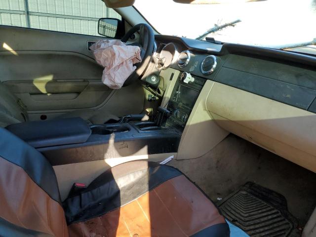 Photo 5 from auction – 2005 FORD MUSTANG with VIN 1ZVFT80NX55138969