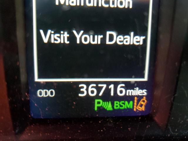 Photo 8 from auction – 2018 TOYOTA RAV4 LIMIT with VIN JTMDFREV5JD253401
