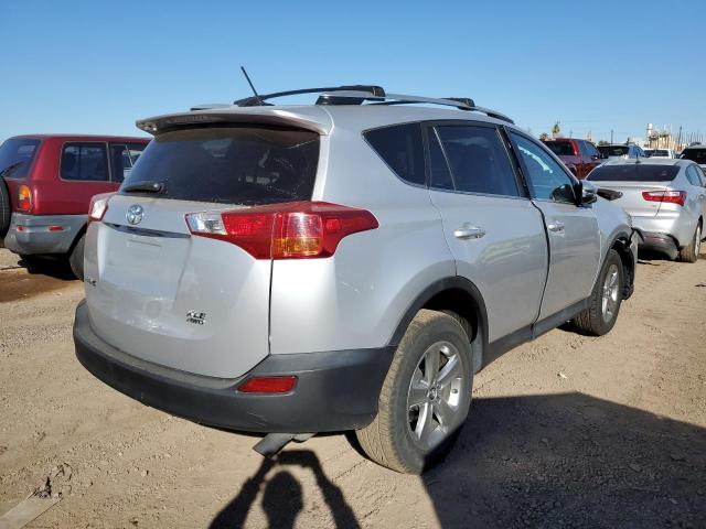 Photo 4 from auction – 2015 TOYOTA RAV4 XLE with VIN 2T3RFREV5FW381525