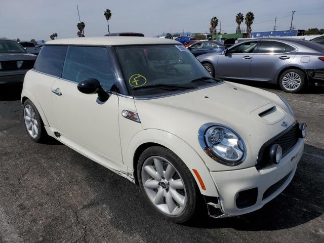 MINI COOPER S 2010 with VIN WMWMF7C55ATZ70925 - Photo from auction
