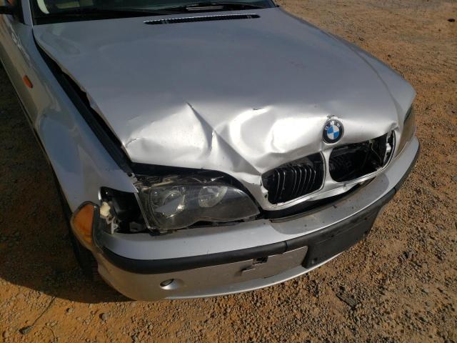 Photo 9 from auction – 2004 BMW 325 I with VIN WBAEV33494KR32146