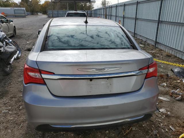 Photo 6 from auction – 2013 CHRYSLER 200 LIMITE with VIN 1C3CCBCG2DN580017