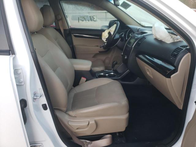 Photo 5 from auction – 2011 KIA SORENTO EX with VIN 5XYKU4A22BG040596