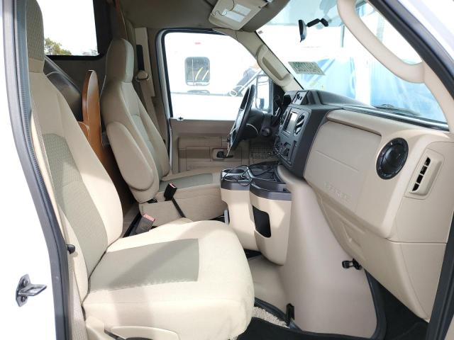 Photo 5 from auction – 2018 FORD WINNEBAGO with VIN 1FDWE3FS9HDC63741