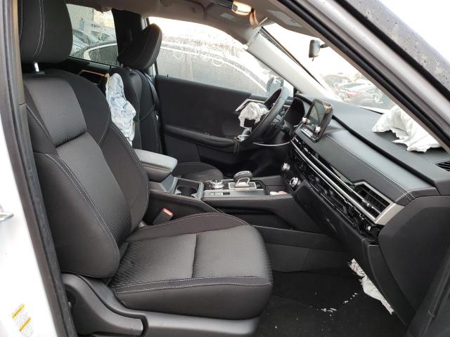 Photo 5 from auction – 2022 MITSUBISHI OUTLANDER with VIN JA4J4TA85NZ041381