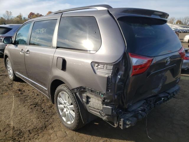 Photo 3 from auction – 2017 TOYOTA SIENNA XLE with VIN 5TDDZ3DC6HS180770