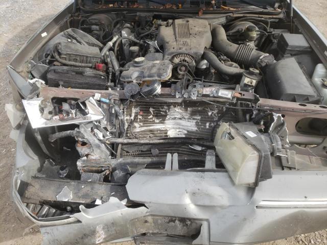 Photo 7 from auction – 2003 MERCURY GRAND MARQ with VIN 2MEFM75WX3X682300