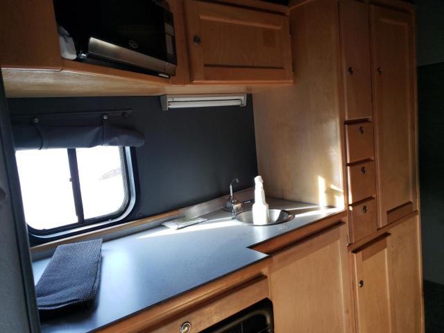 Photo 9 from auction – 2006 FREIGHTLINER M2 112 MED with VIN 1FVAC4DA56HW90185