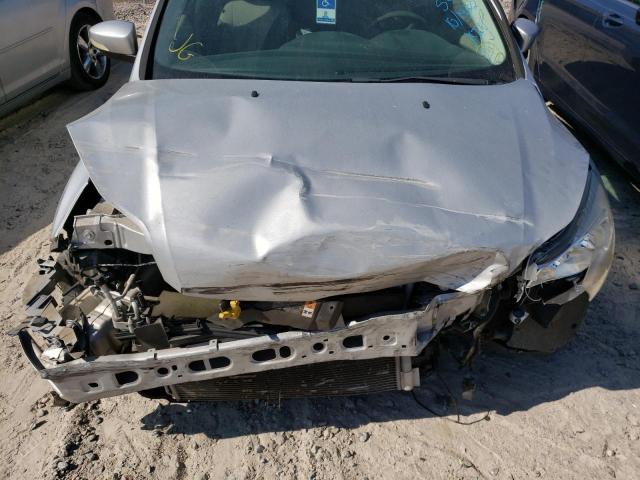 Photo 7 from auction – 2013 FORD FOCUS SE with VIN 1FADP3F28DL292515