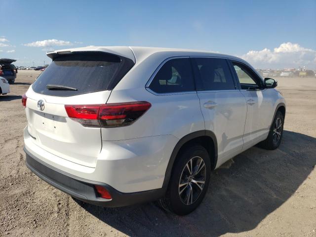 Photo 4 from auction – 2018 TOYOTA HIGHLANDER with VIN 5TDZZRFH8JS288587