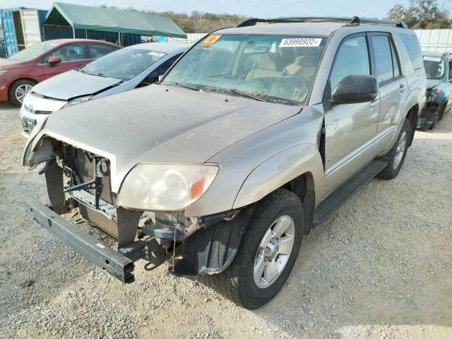 Photo 2 from auction – 2004 TOYOTA 4RUNNER SR with VIN JTEBU14R048021848