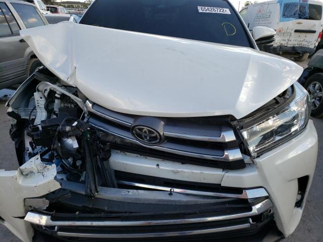 Photo 7 from auction – 2019 TOYOTA HIGHLANDER with VIN 5TDYZRFH1KS327422