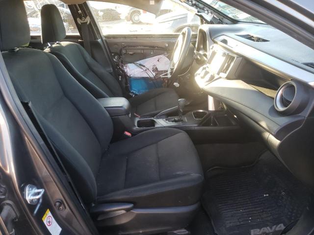 Photo 5 from auction – 2017 TOYOTA RAV4 LE with VIN JTMZFREV4HJ710202