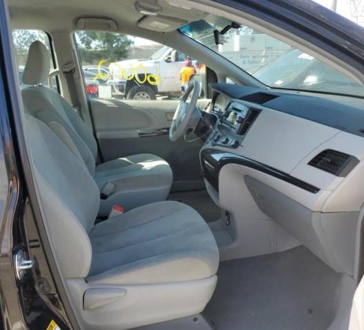 Photo 5 from auction – 2014 TOYOTA SIENNA with VIN 5TDZK3DCXES519911