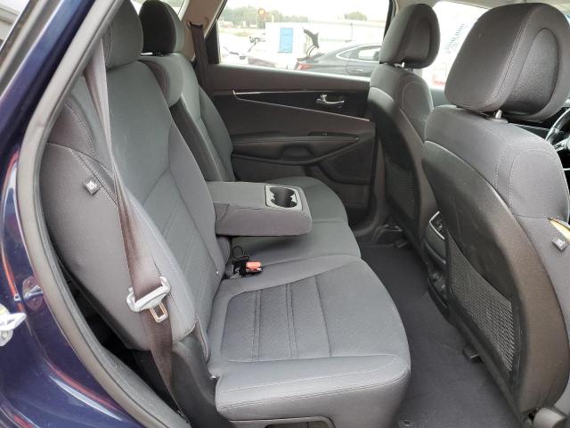 Photo 6 from auction – 2016 KIA SORENTO LX with VIN 5XYPG4A32GG041986