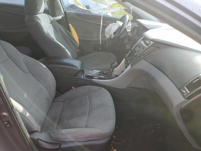 Photo 5 from auction – 2011 HYUNDAI SONATA with VIN 5NPEB4AC3BH176501
