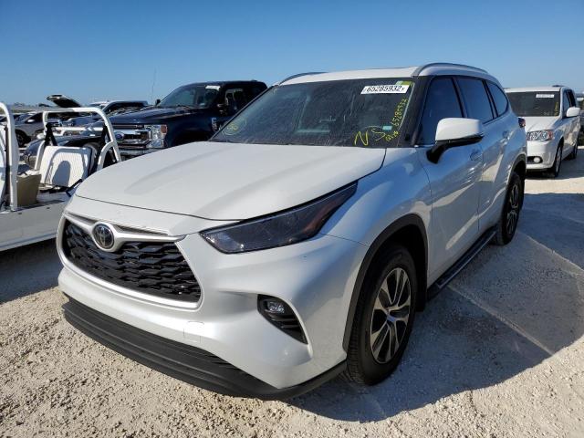 Photo 2 from auction – 2022 TOYOTA HIGHLANDER with VIN 5TDGZRAH5NS544740