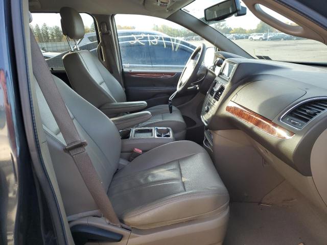 Photo 5 from auction – 2014 CHRYSLER TOWN & COU with VIN 2C4RC1BG8ER413263